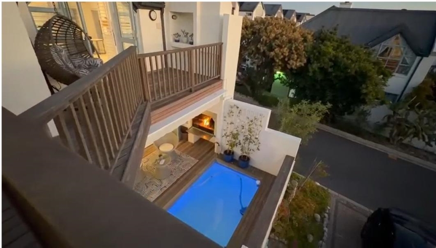 To Let 3 Bedroom Property for Rent in Big Bay Western Cape